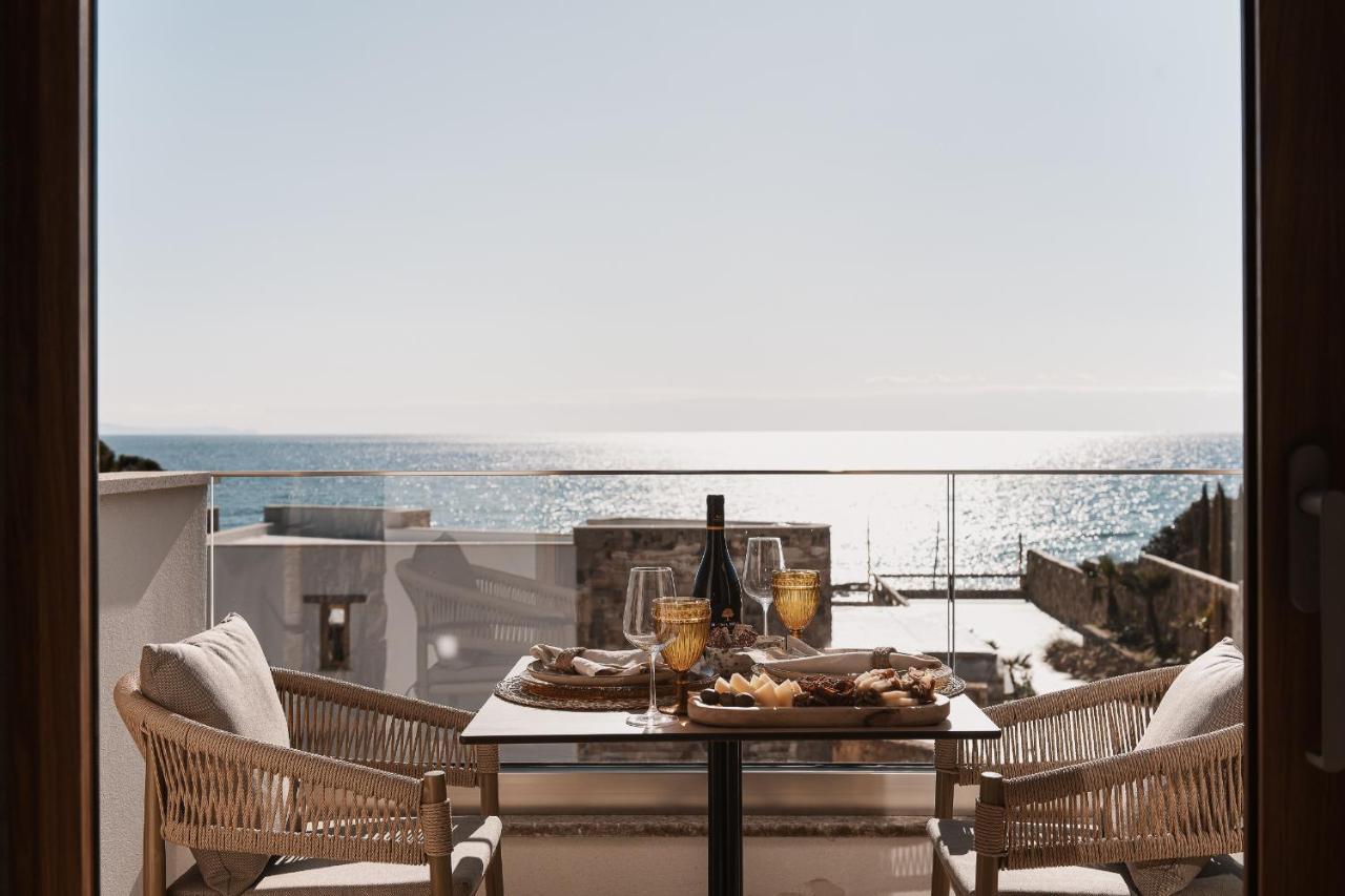 Myra Hotel Kavála Eksteriør bilde